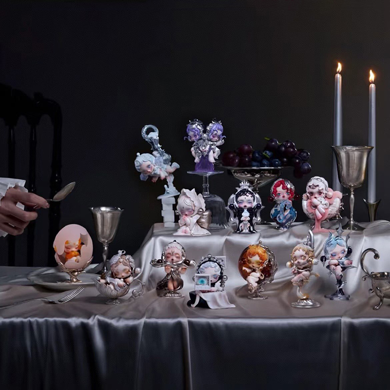 Home Decor Online - POP MART Skullpanda Seri Meja Makan