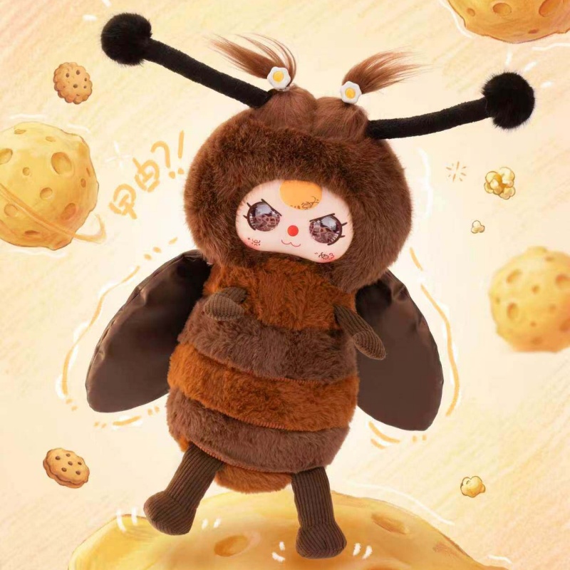 Home Decor Online - Boneka Hias Gantung Kecoa Edisi Terbatas